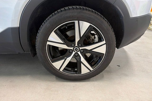 Vehicle Image 26