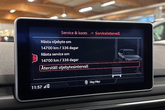 Vehicle Image 26