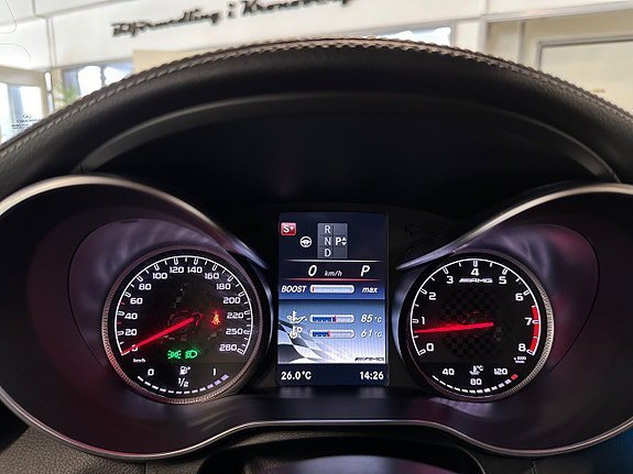 Vehicle Image 30