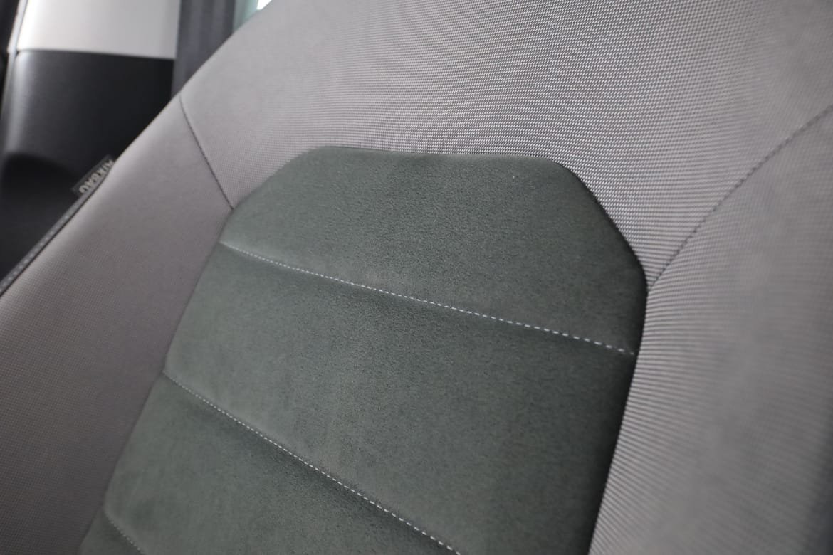 Vehicle Image 36