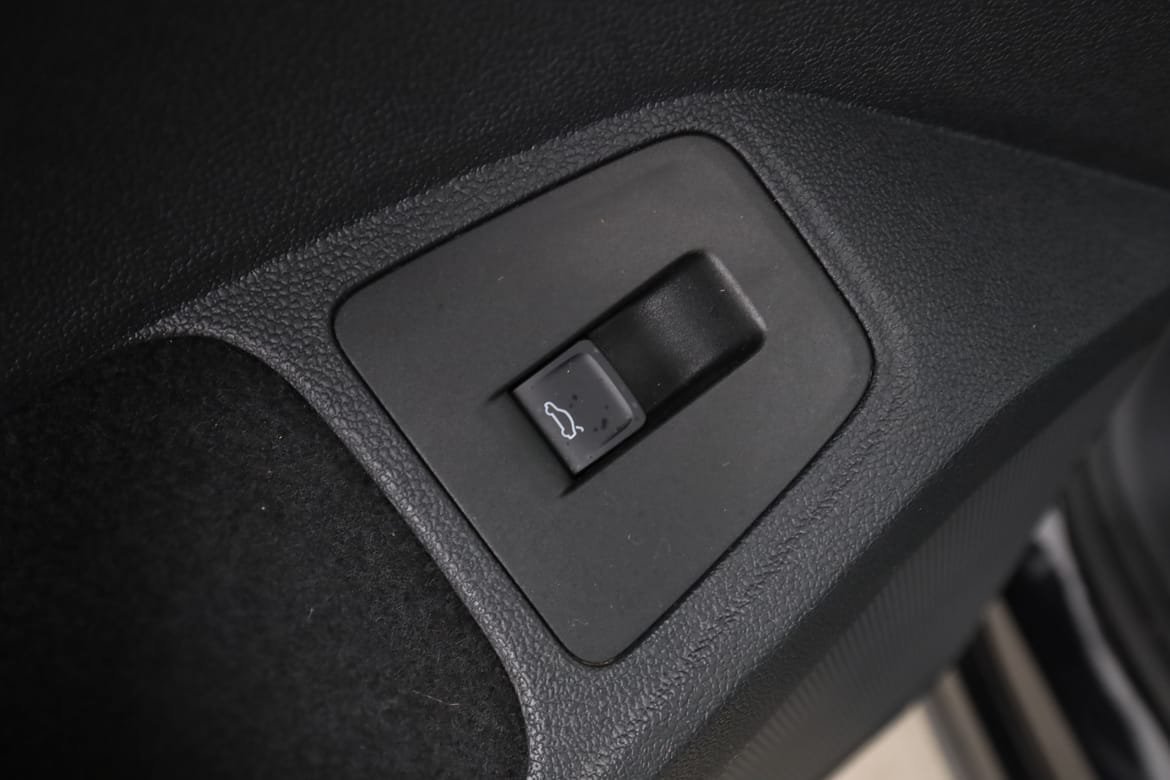 Vehicle Image 39