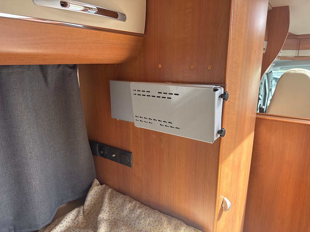 Vehicle Image 24