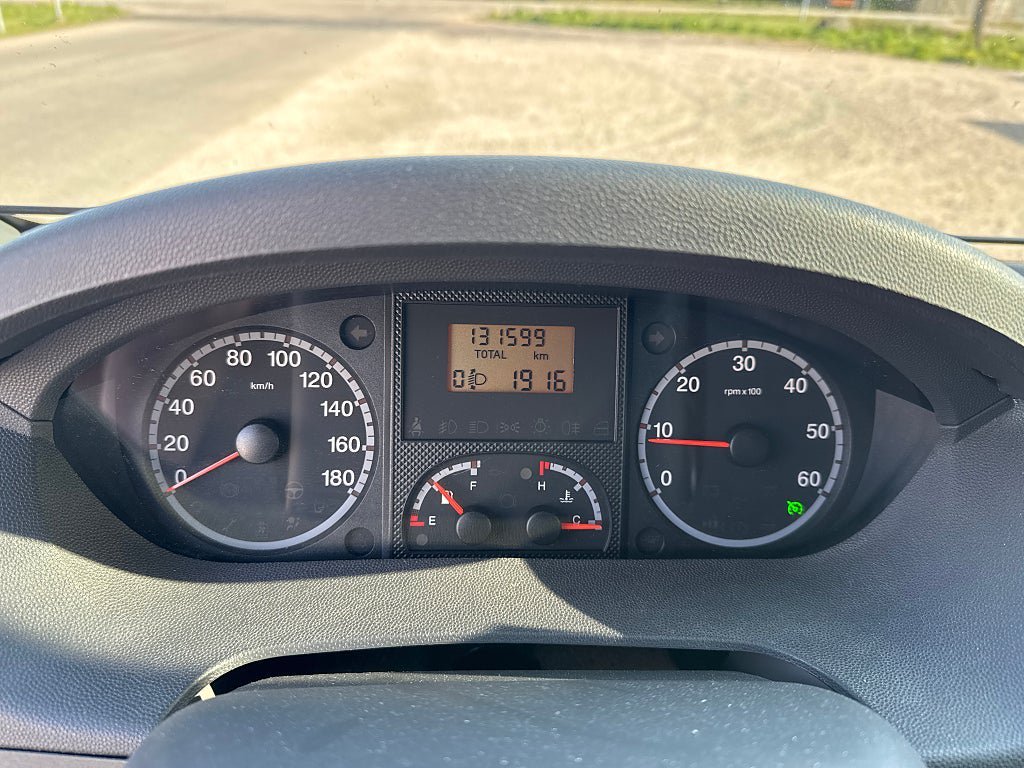 Vehicle Image 41