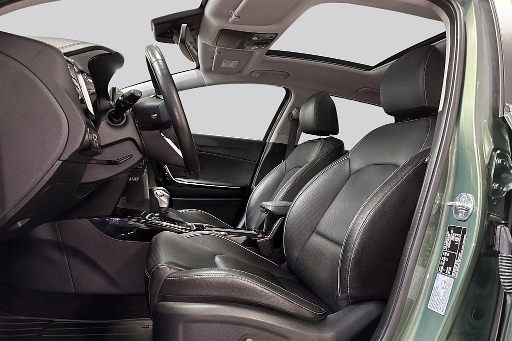 Vehicle Image 15