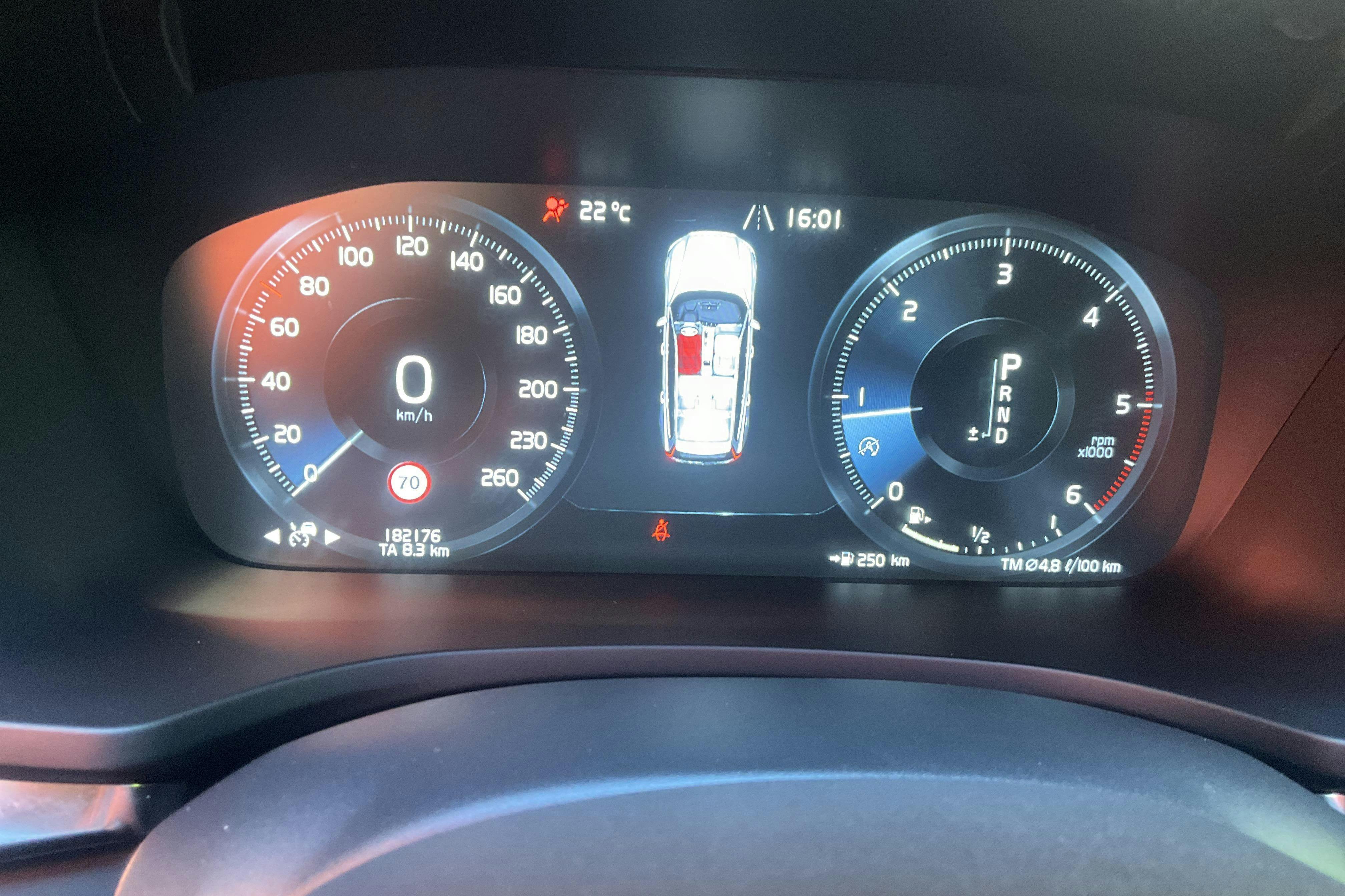 Vehicle Image 10