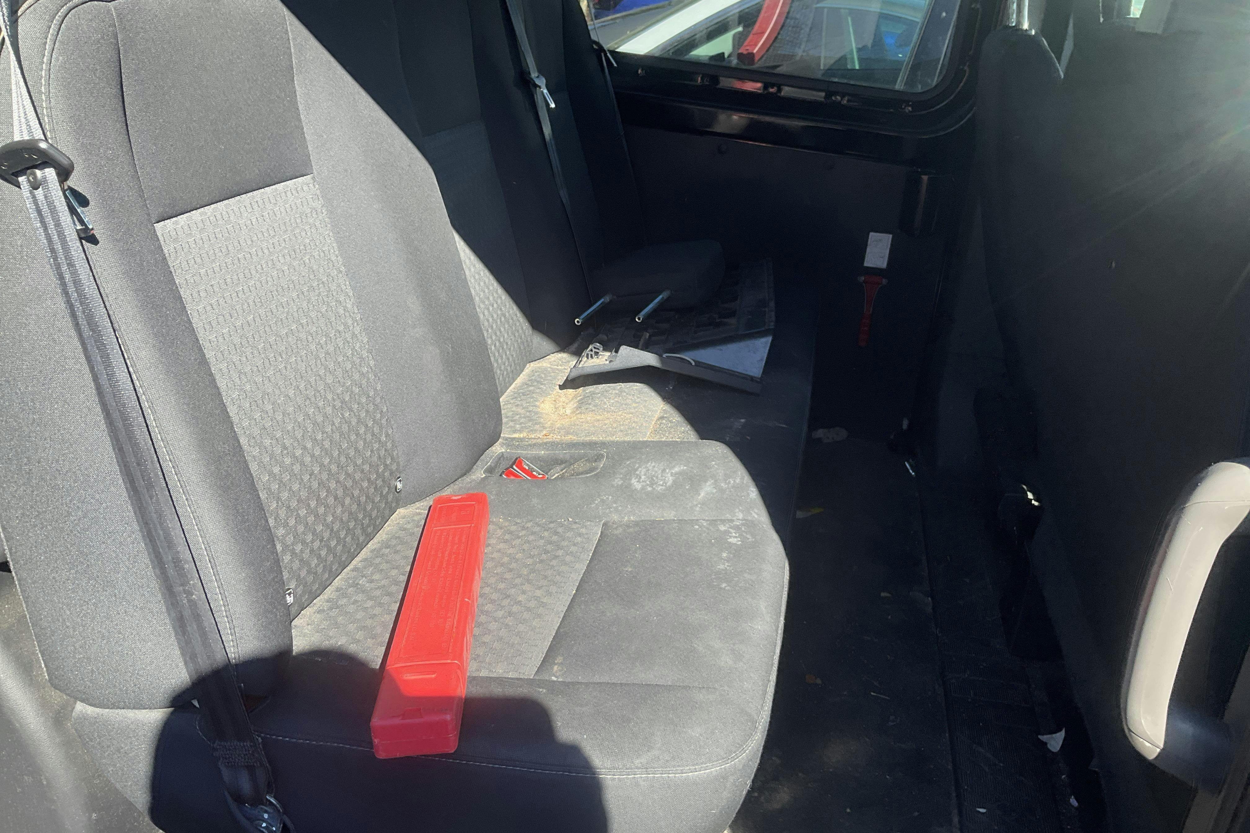 Vehicle Image 9