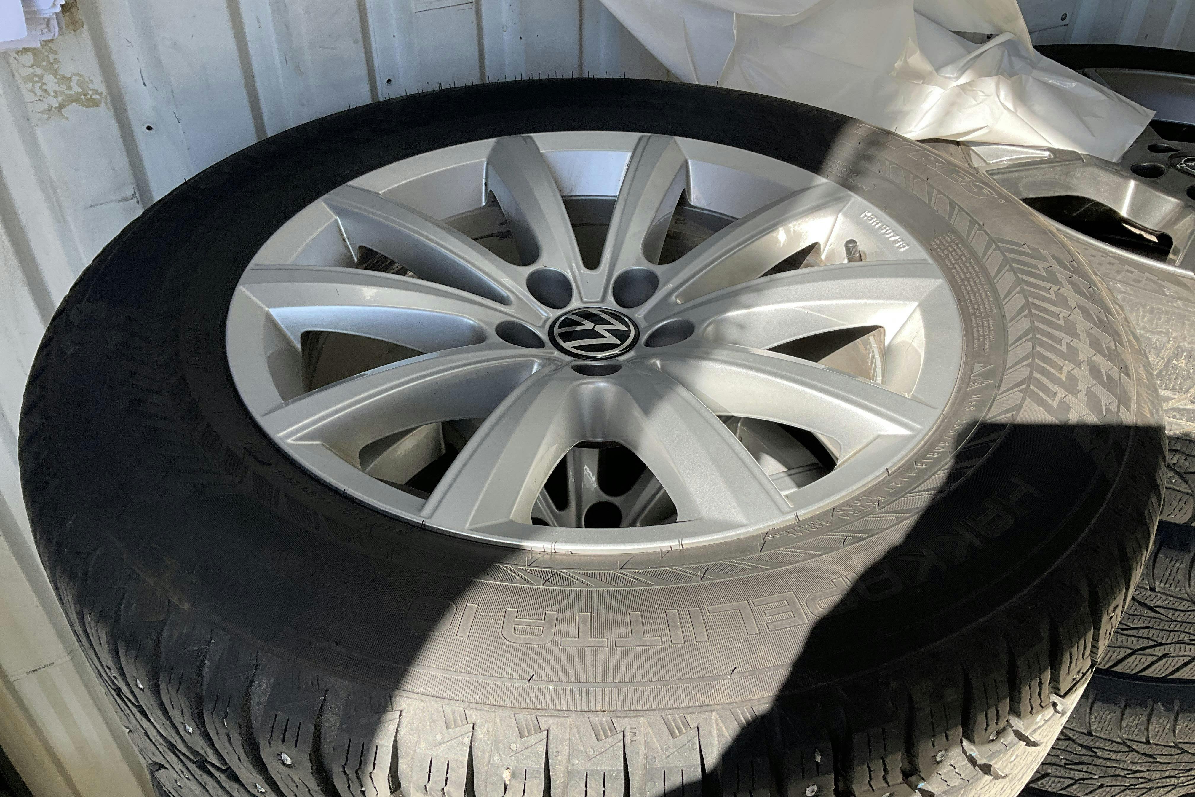Vehicle Image 14