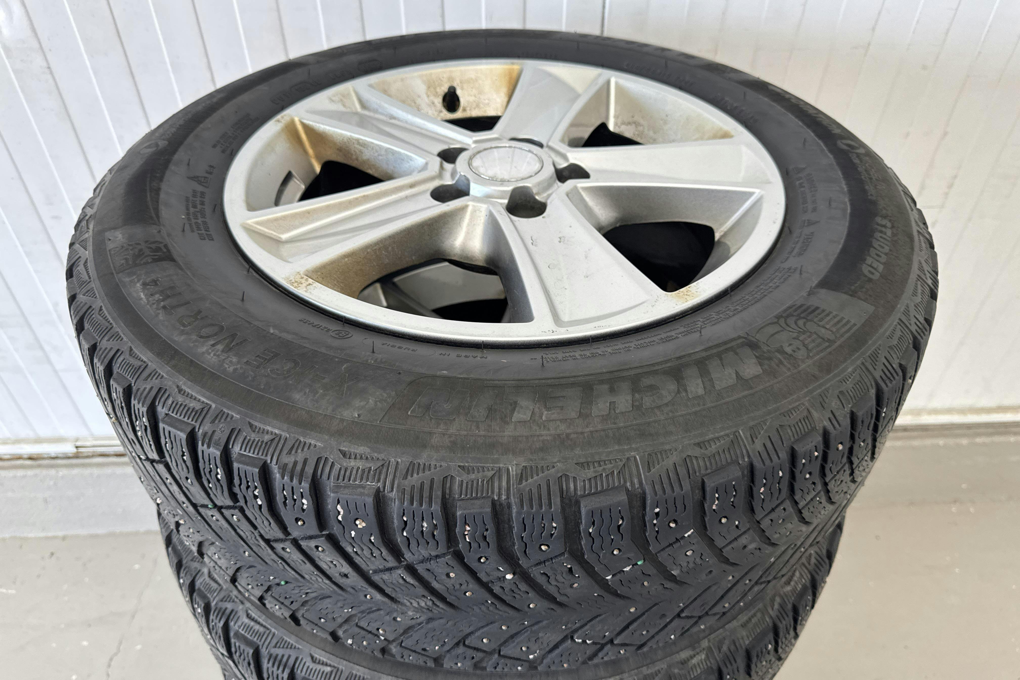 Vehicle Image 11