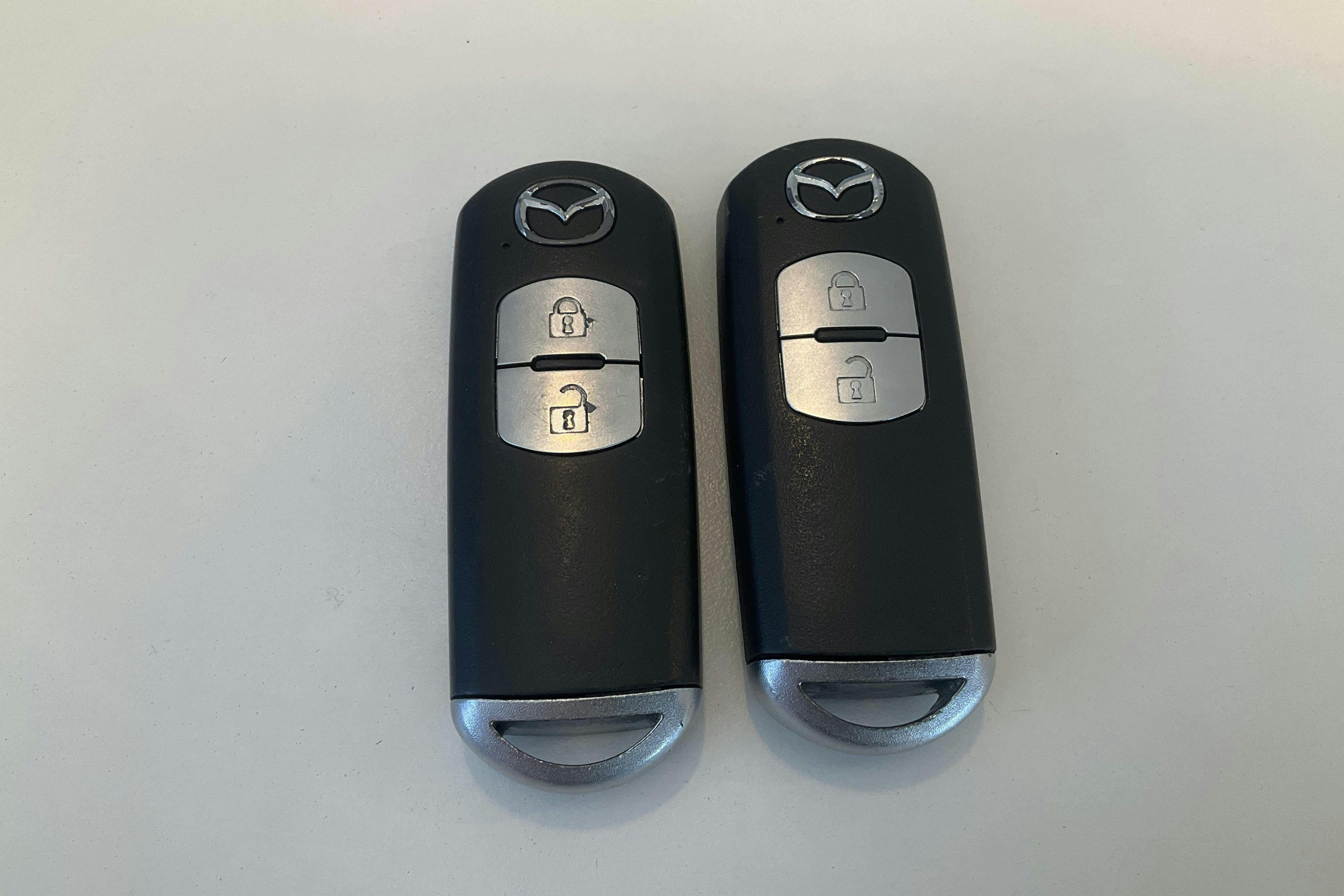 Vehicle Image 16