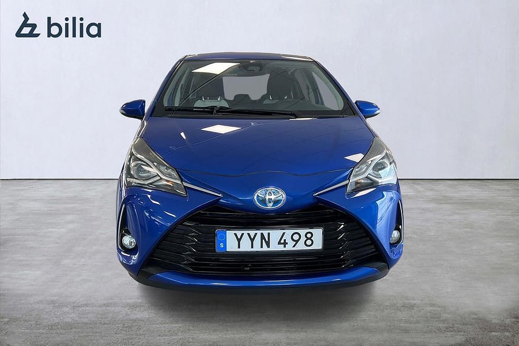 Vehicle Image 6