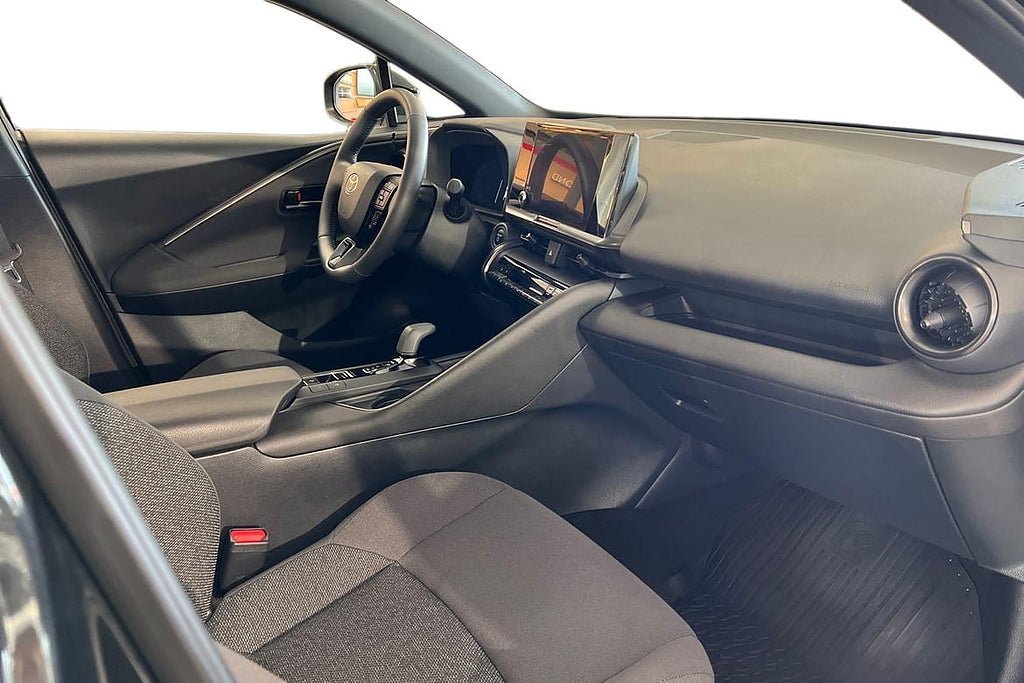 Vehicle Image 7