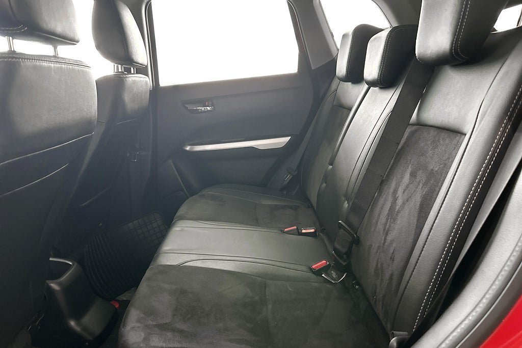 Vehicle Image 15