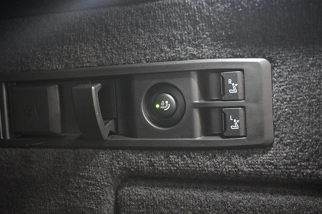 Vehicle Image 26