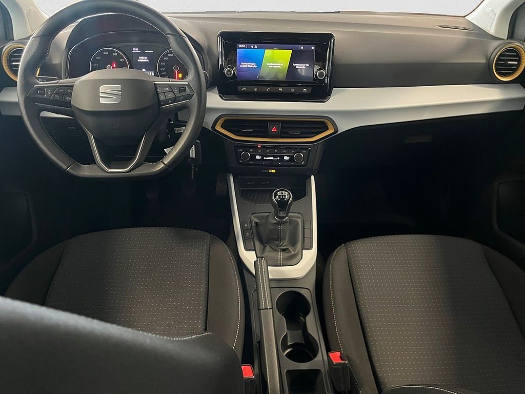 Vehicle Image 9