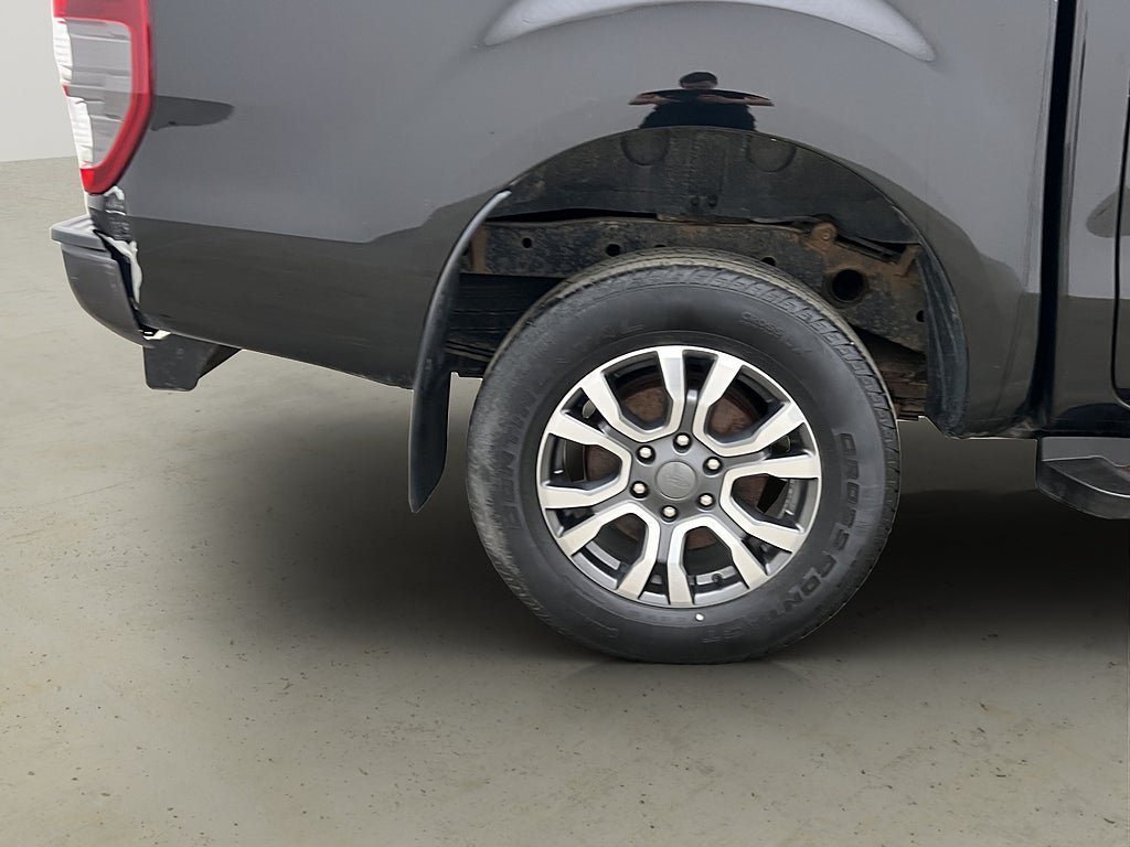 Vehicle Image 37