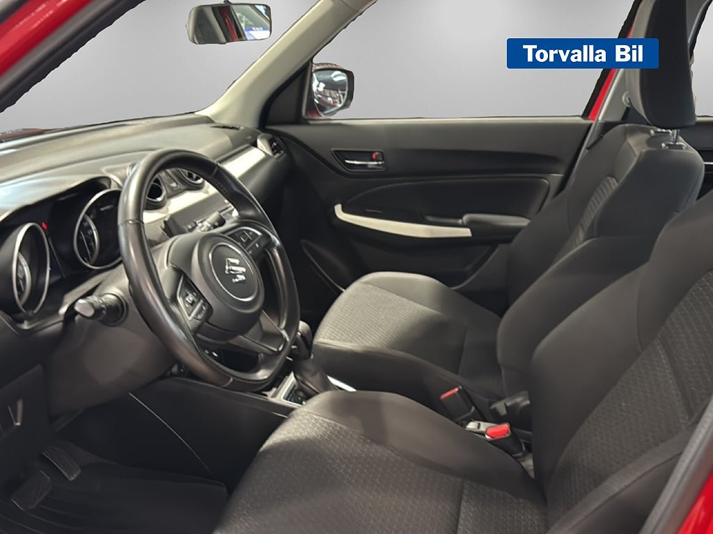 Vehicle Image 7