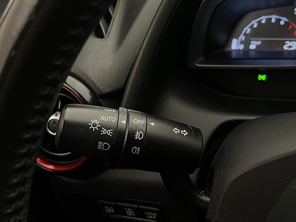 Vehicle Image 21