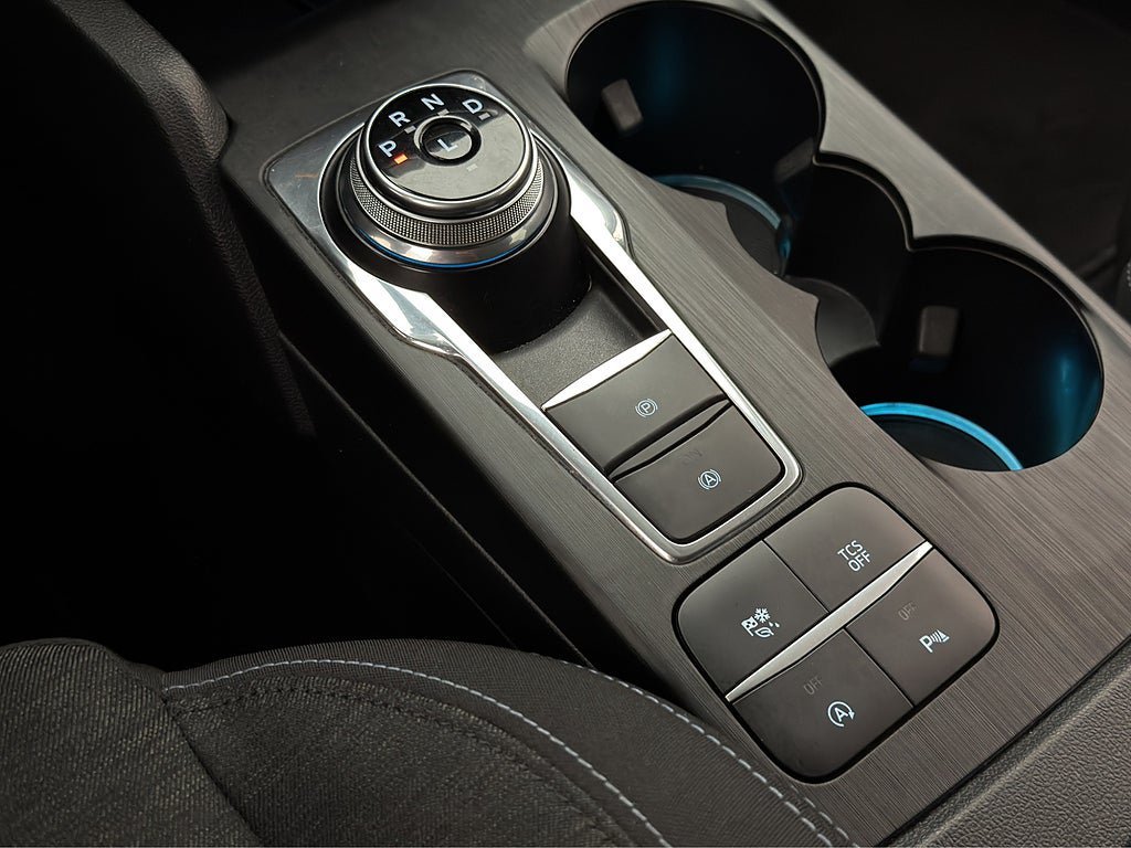Vehicle Image 23