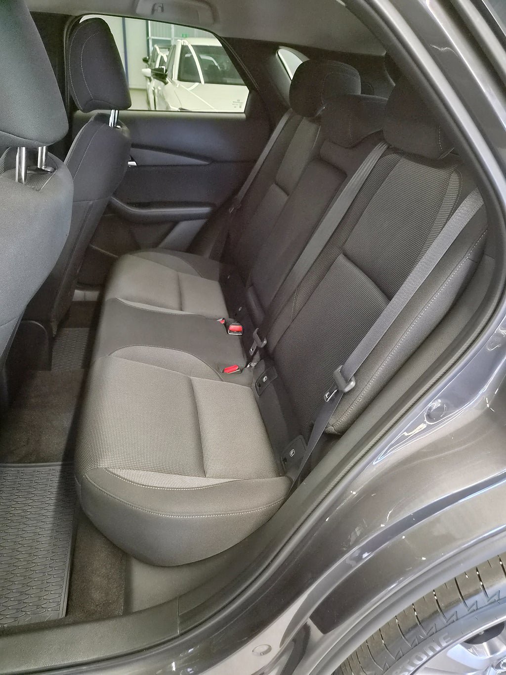 Vehicle Image 13