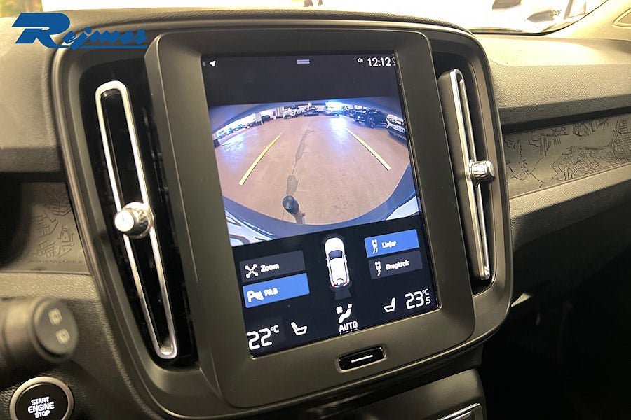 Vehicle Image 13