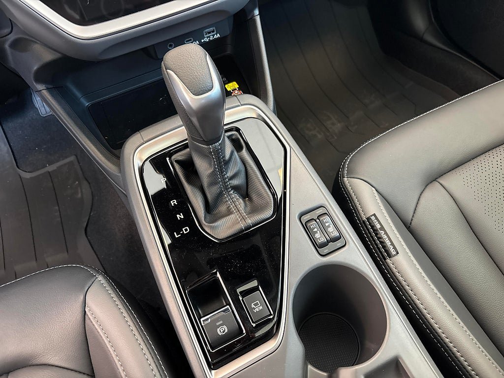Vehicle Image 7
