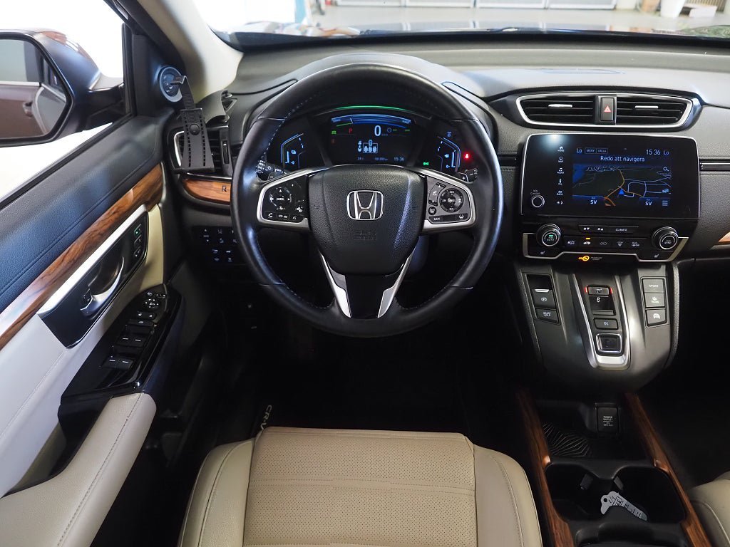 Vehicle Image 15