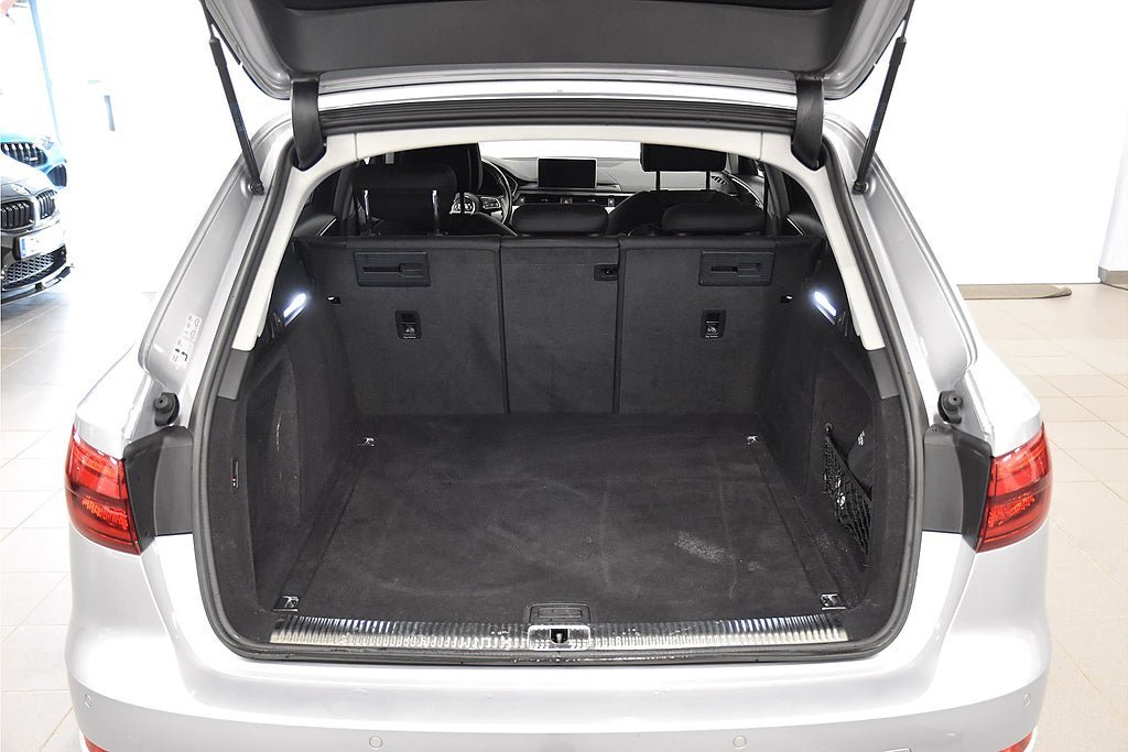 Vehicle Image 19