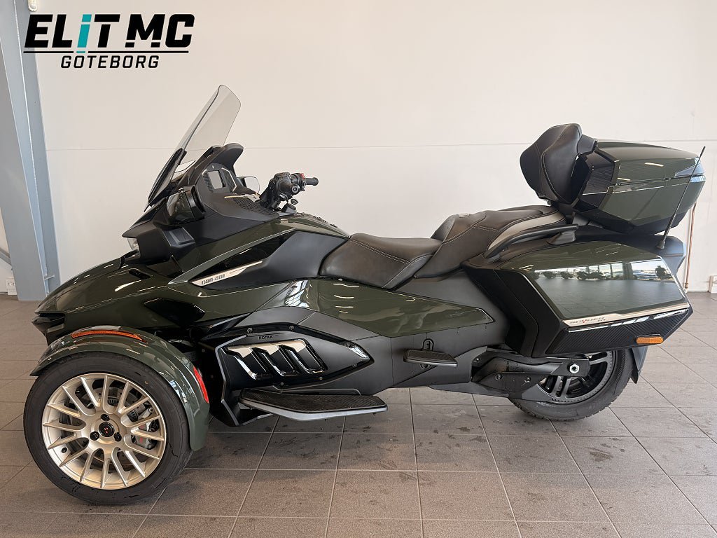 Vehicle Image 13