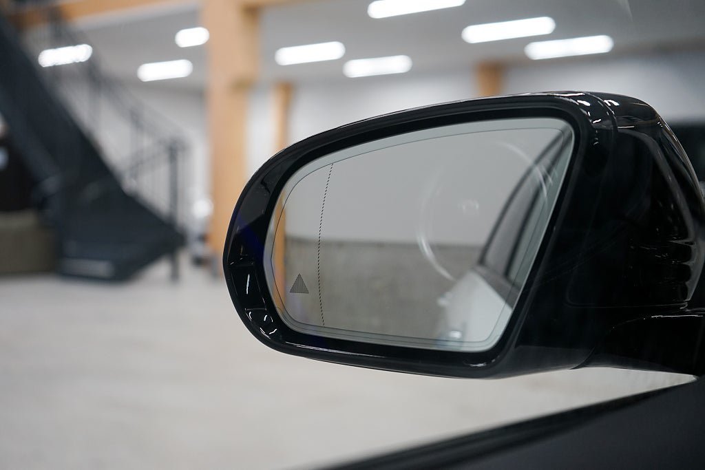 Vehicle Image 24