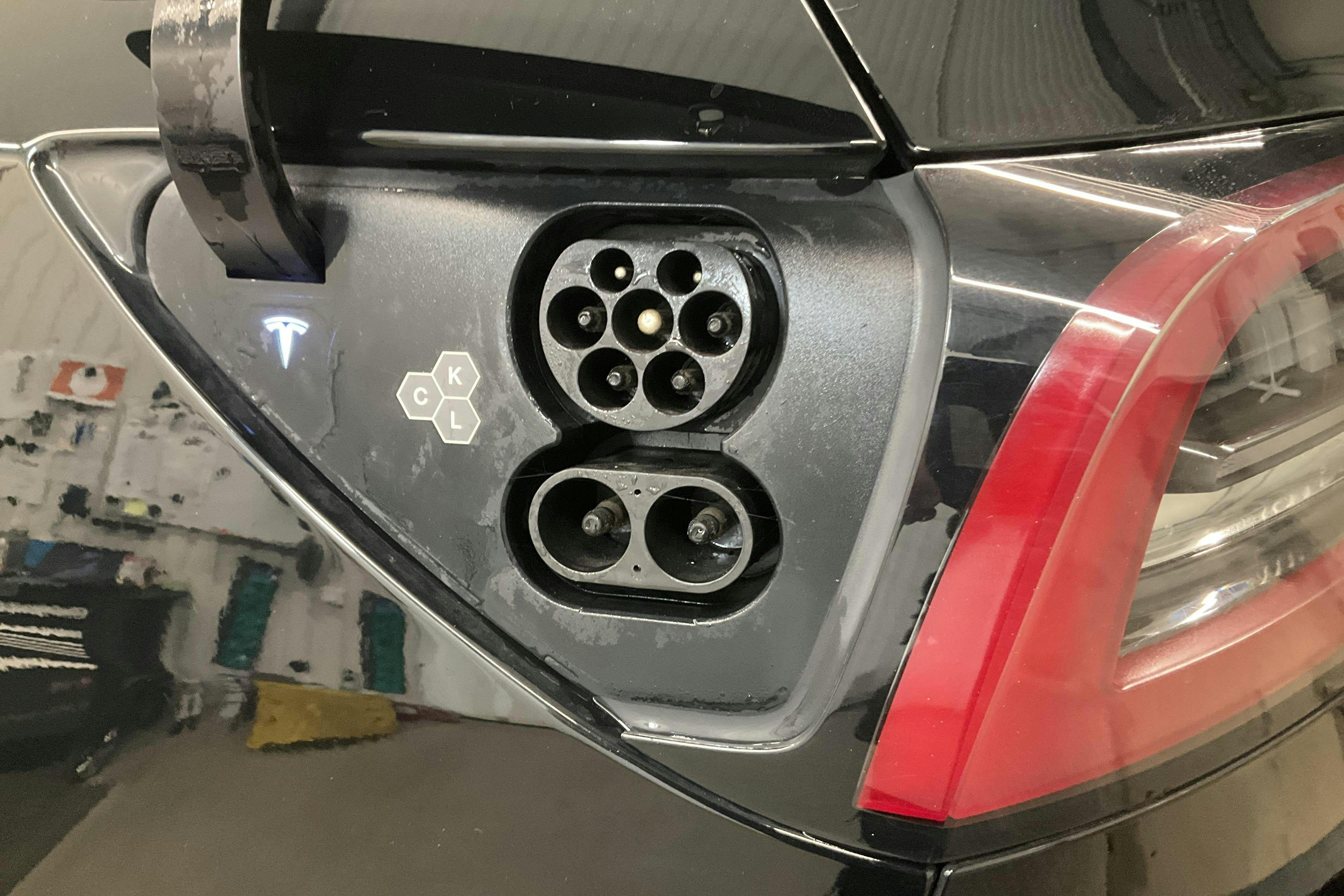 Vehicle Image 14