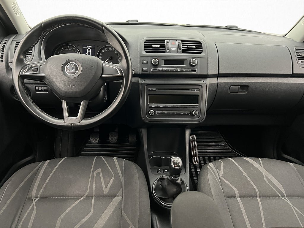 Vehicle Image 12