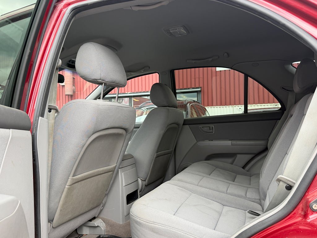 Vehicle Image 10