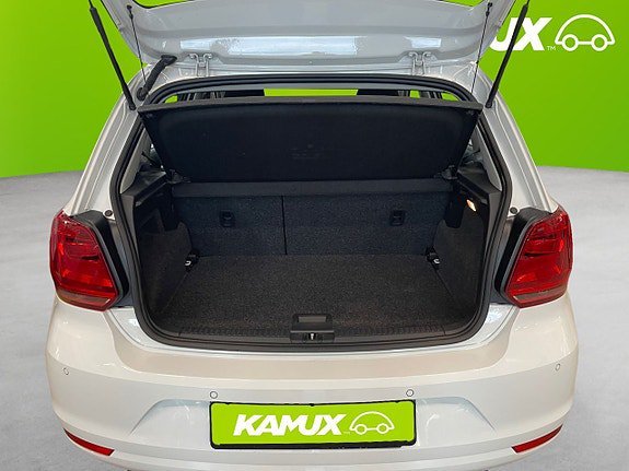 Vehicle Image 16