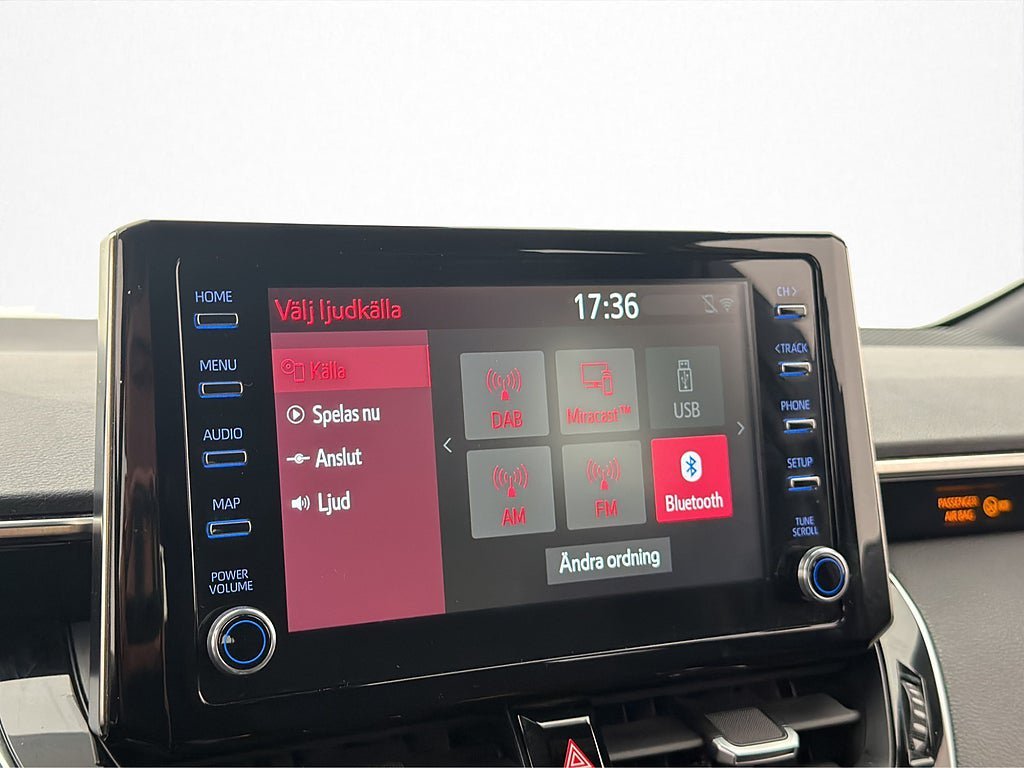 Vehicle Image 12