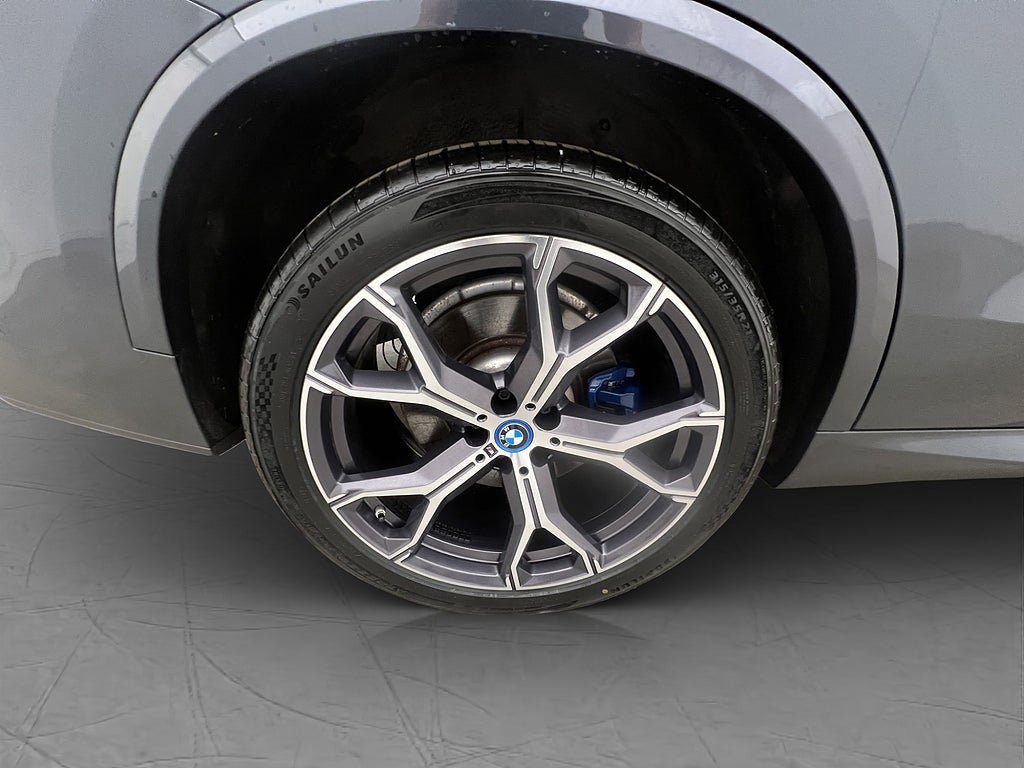 Vehicle Image 36