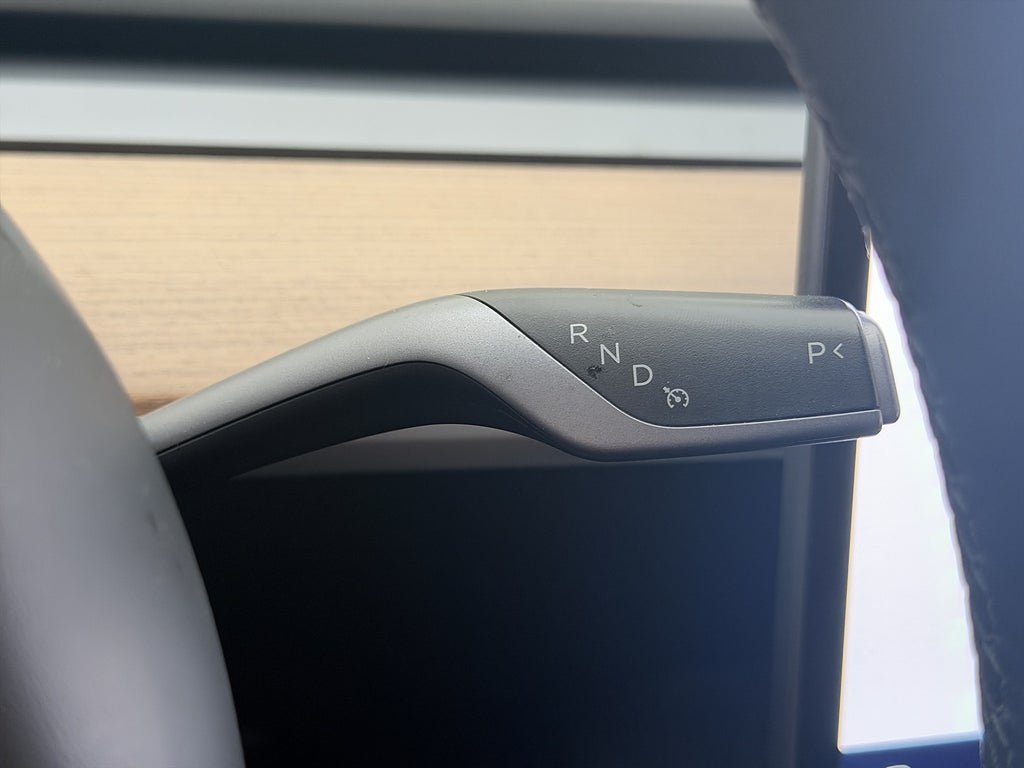 Vehicle Image 33