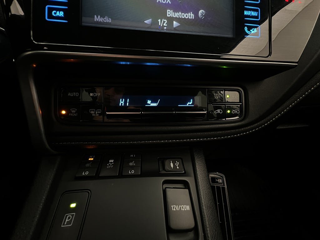 Vehicle Image 19
