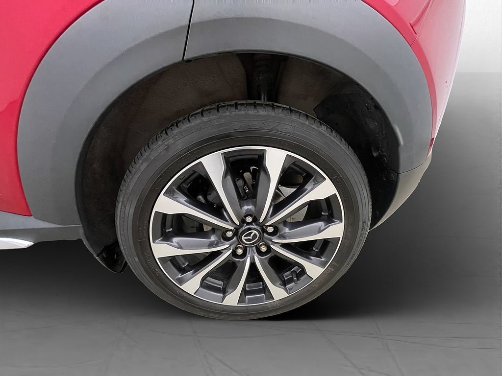 Vehicle Image 30