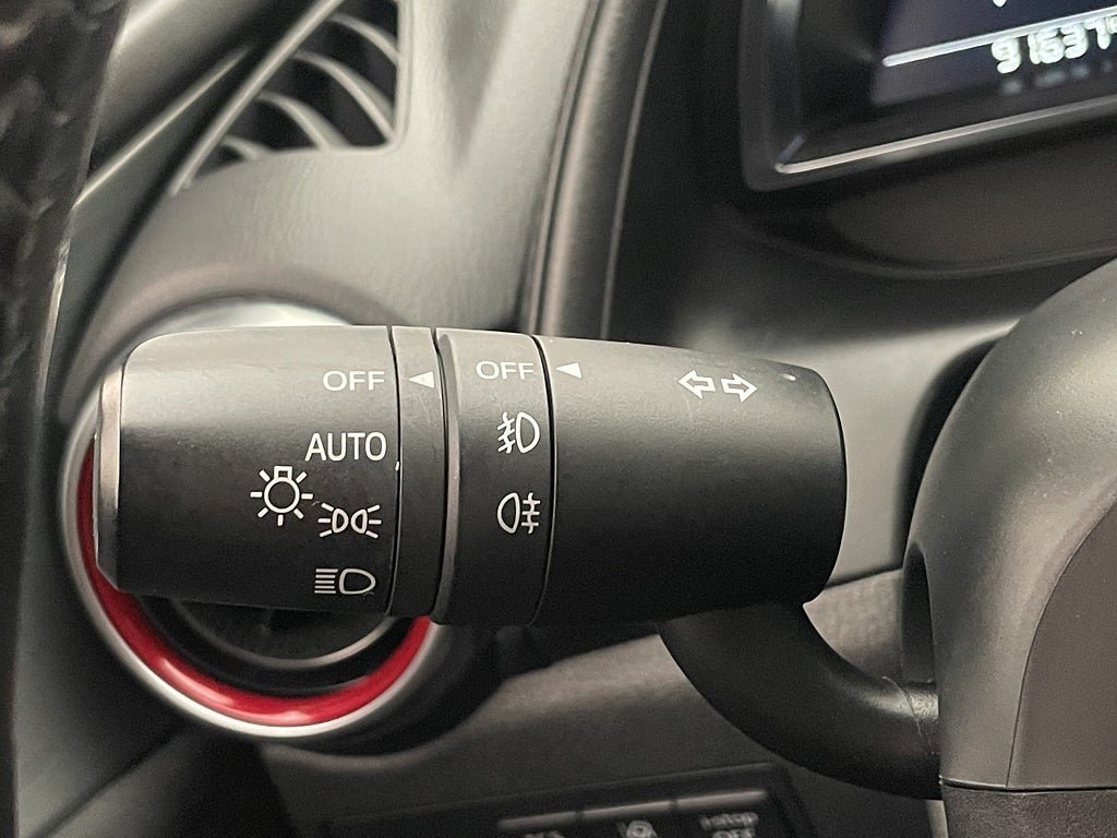 Vehicle Image 36