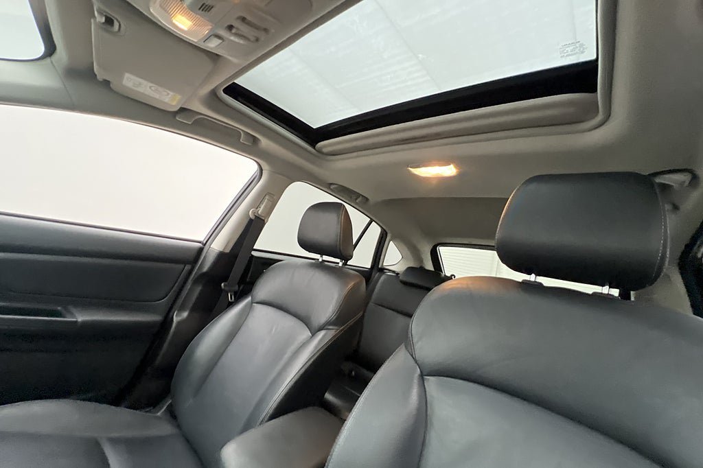 Vehicle Image 14
