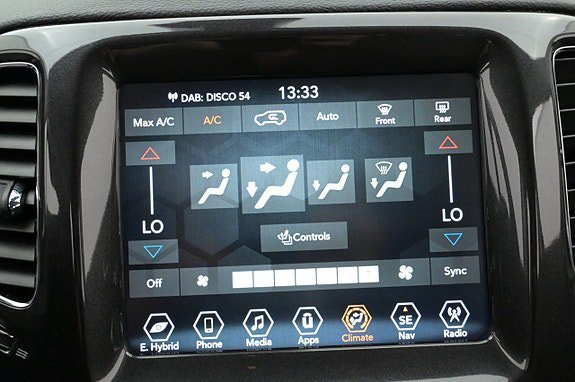 Vehicle Image 14