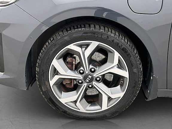 Vehicle Image 38