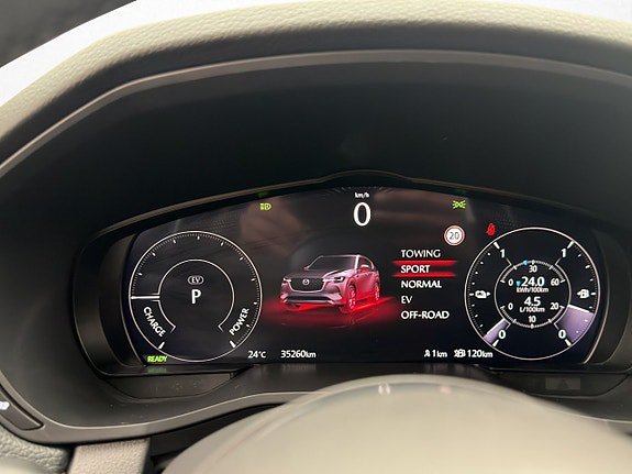 Vehicle Image 25