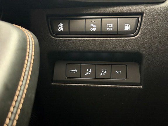 Vehicle Image 28
