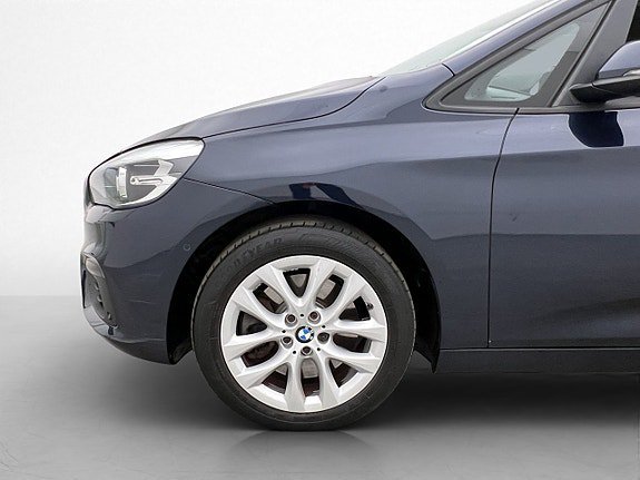 Vehicle Image 37