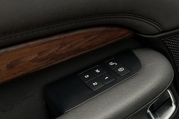 Vehicle Image 27