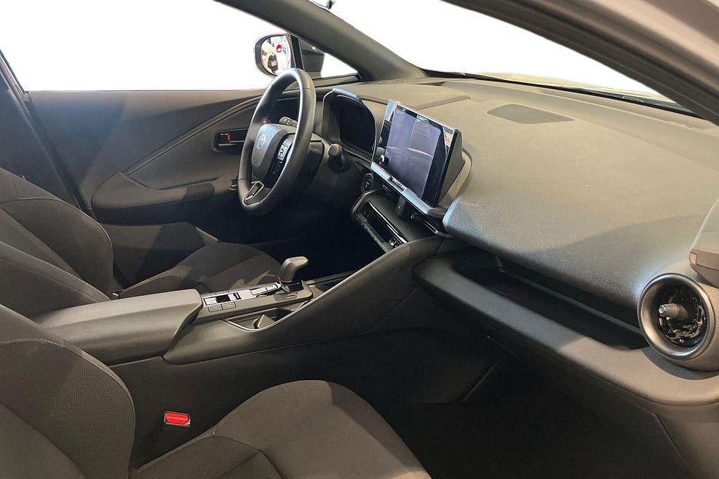 Vehicle Image 7