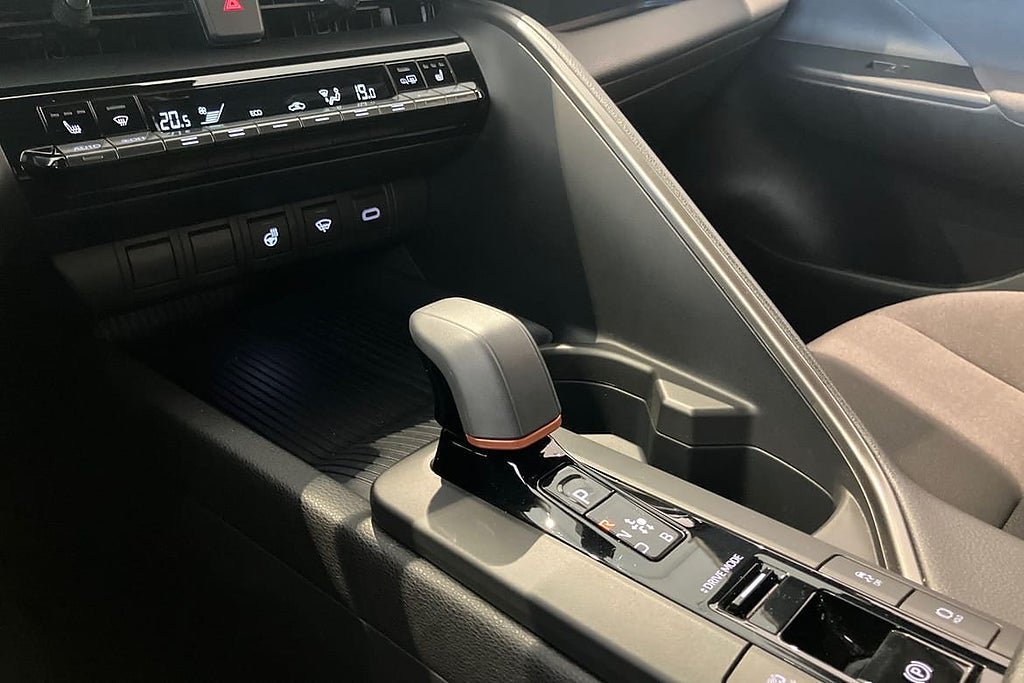 Vehicle Image 19
