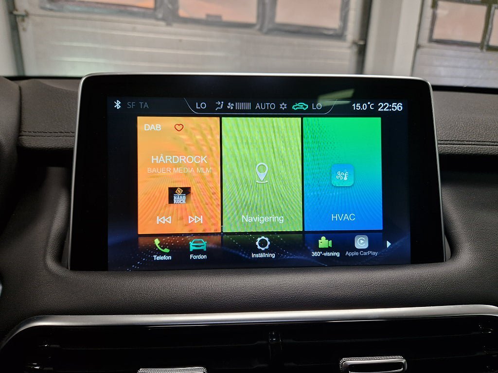 Vehicle Image 16