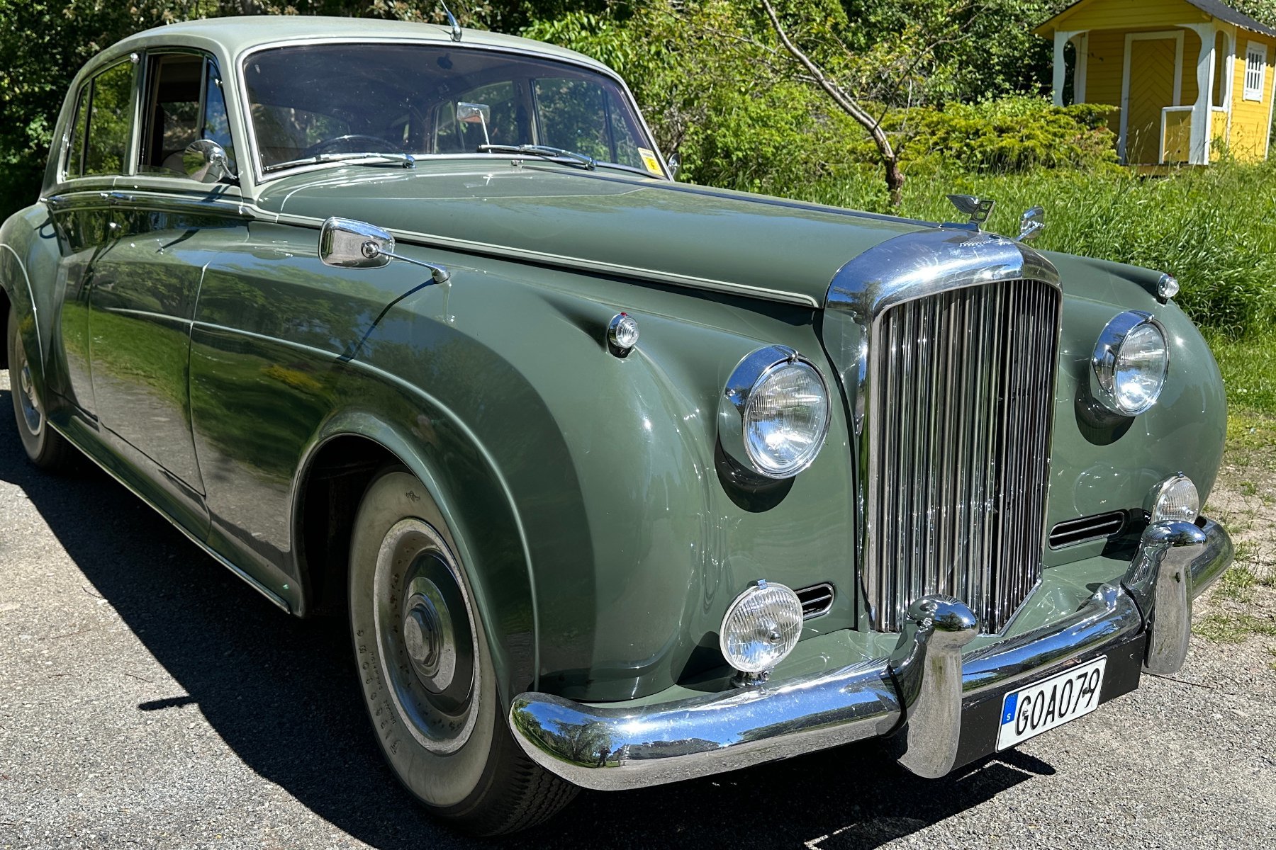 Vehicle Image 11